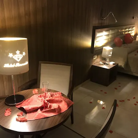 מלון Smeraldo קואליאנו