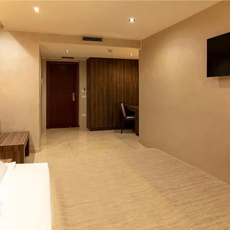 Hotel Smeraldo Qualiano
