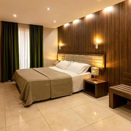 Smeraldo Hotel 3*