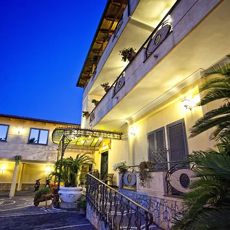 Hotel Smeraldo Qualiano