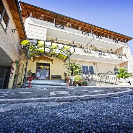 Hotel Smeraldo Qualiano