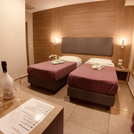 Smeraldo Hotel